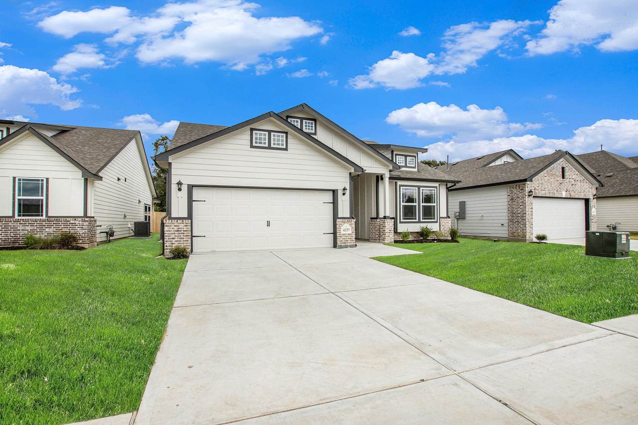 4337 Ellison Street - Photo 1