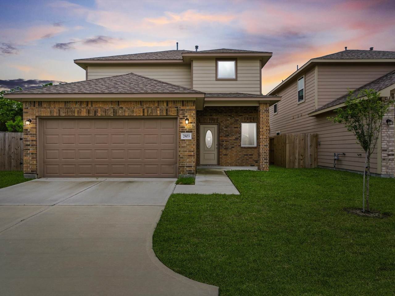 2803 Topiary Lane - Photo 1