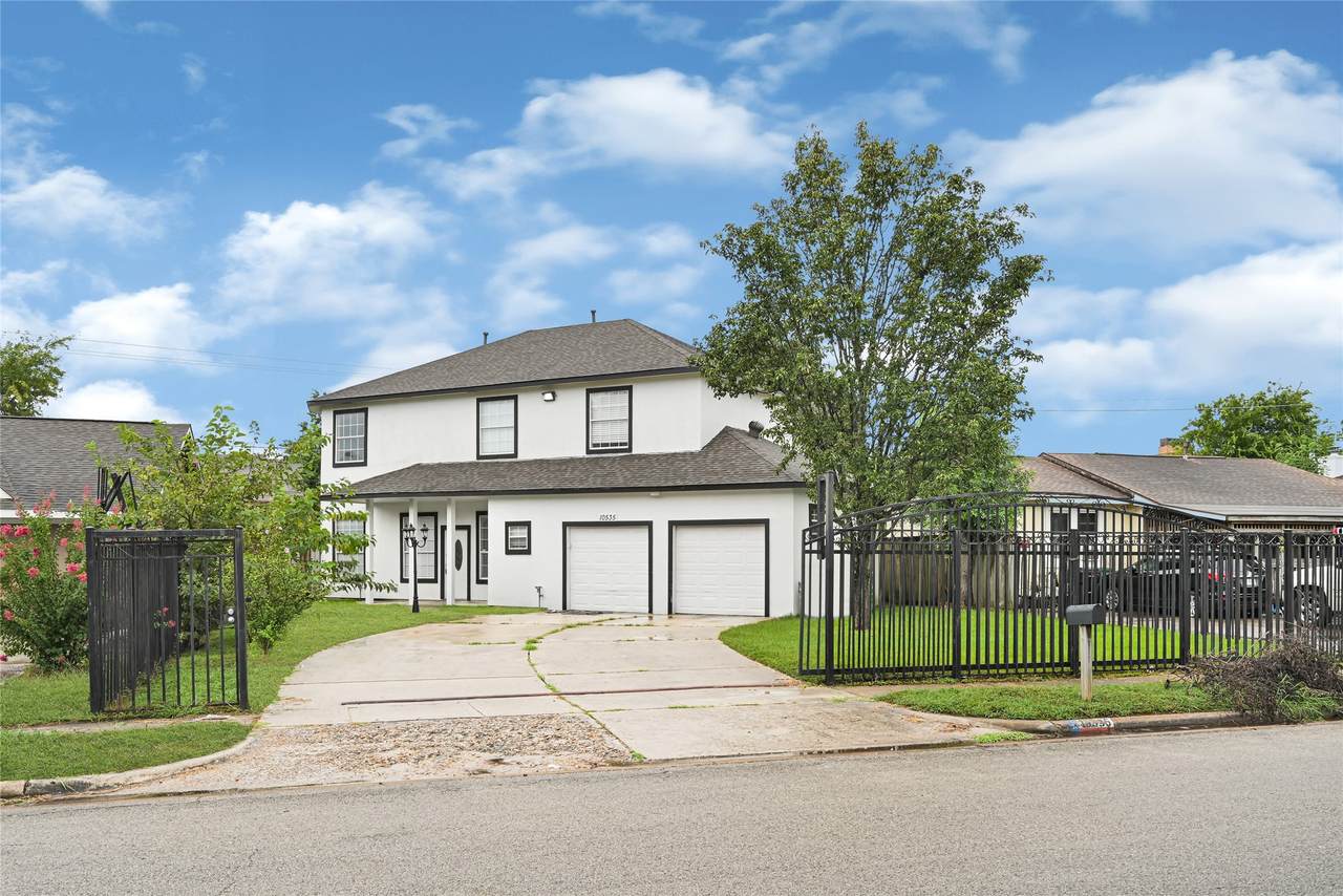 10535 Emnora Lane - Photo 1