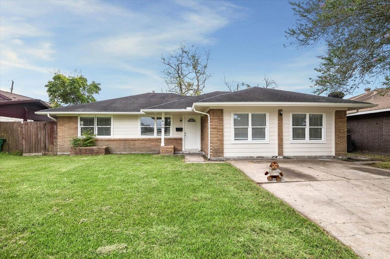 626 Sulphur Street - Photo 1