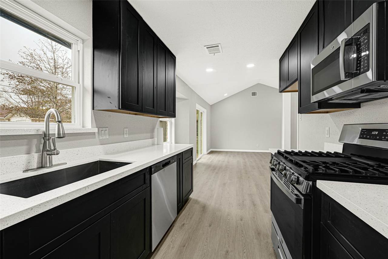 631 Branding Iron Lane Lane - Photo 1