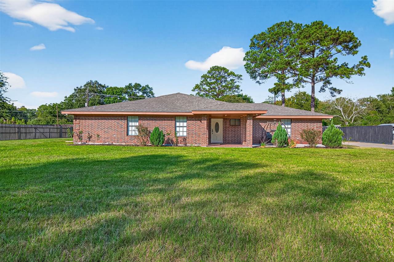 11507 Oak Valley Drive - Photo 1