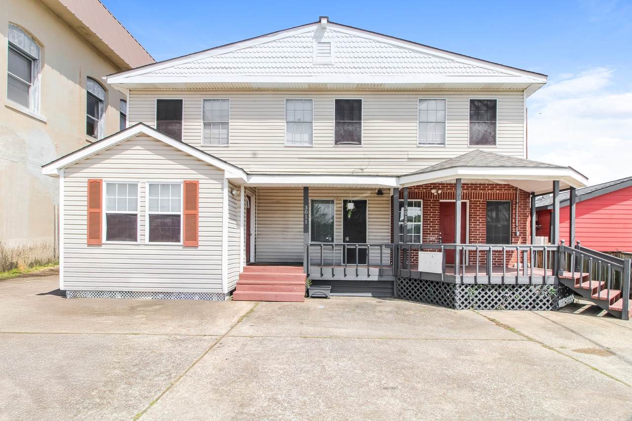 3011 Main Street - Photo 1