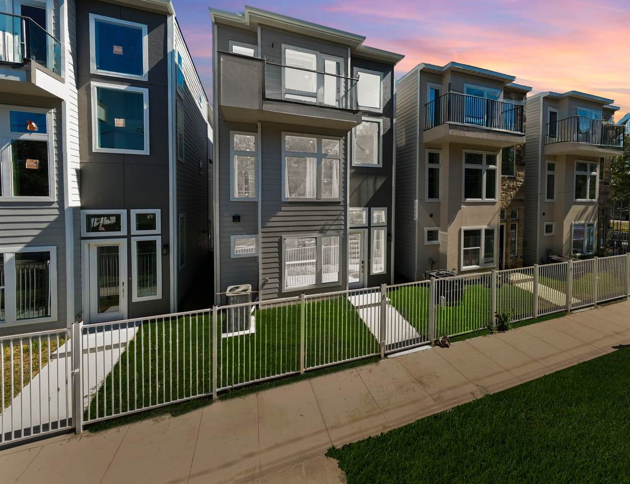 4013 Ward Street - Photo 1