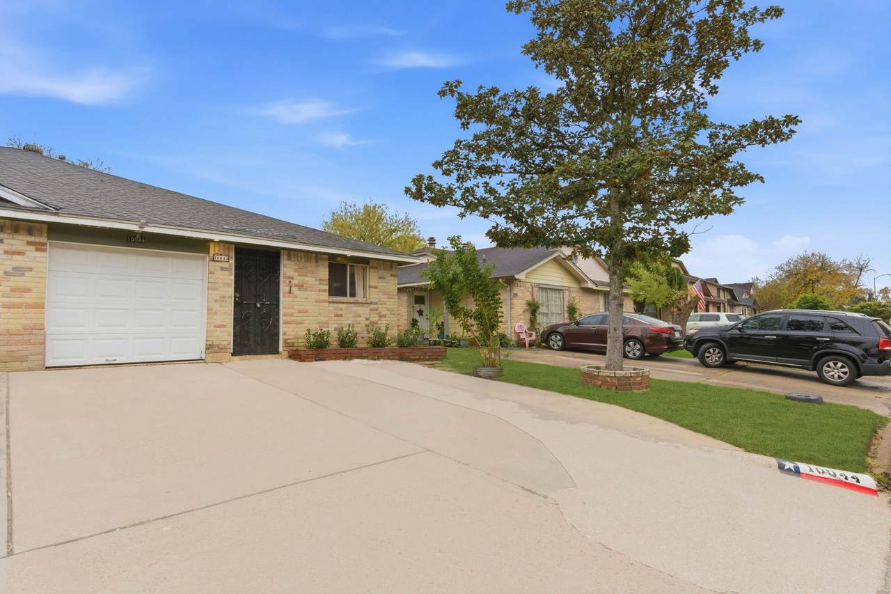 10044 Lasaber Court - Photo 1