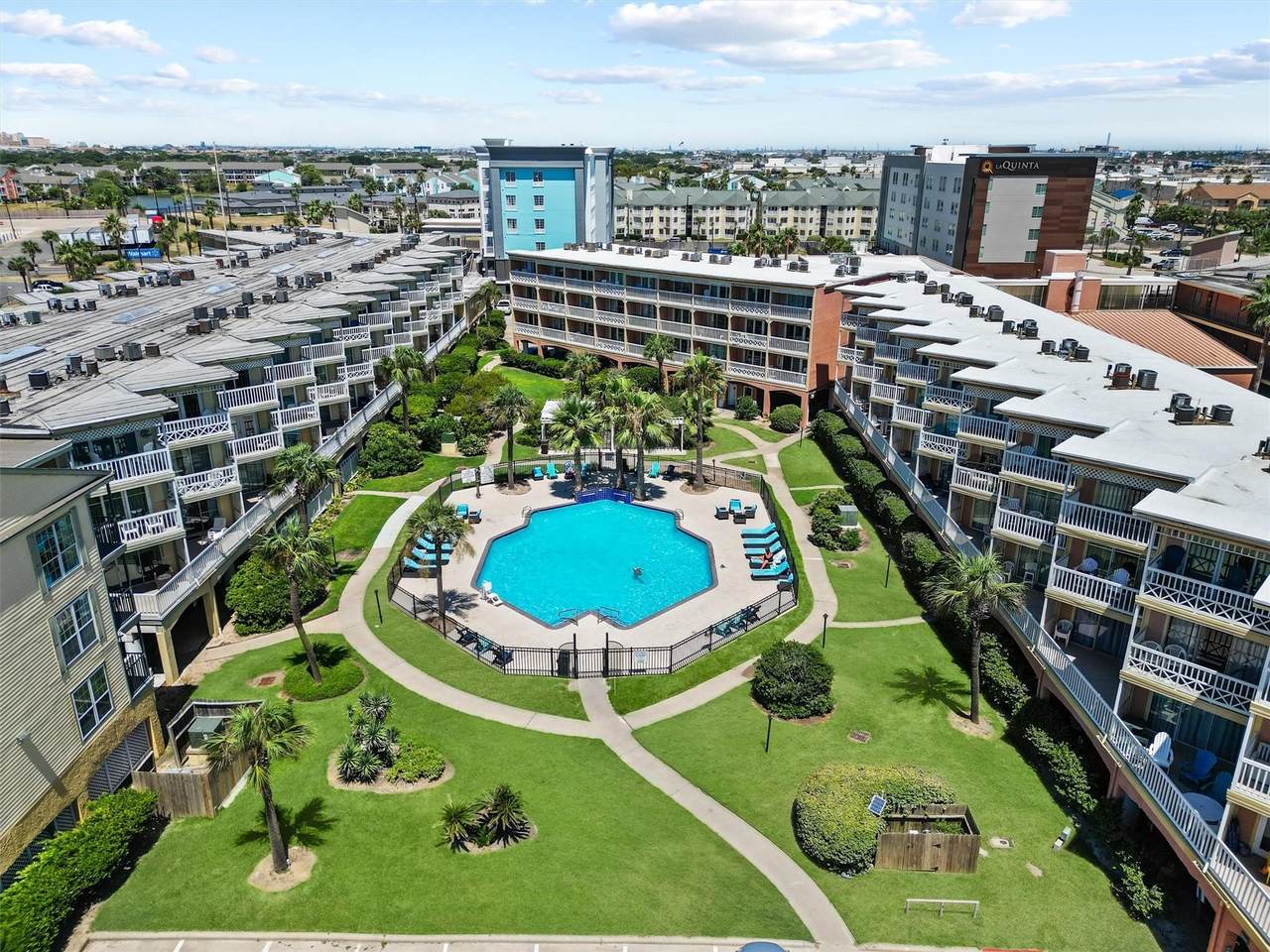 6300 Seawall Boulevard - Photo 1