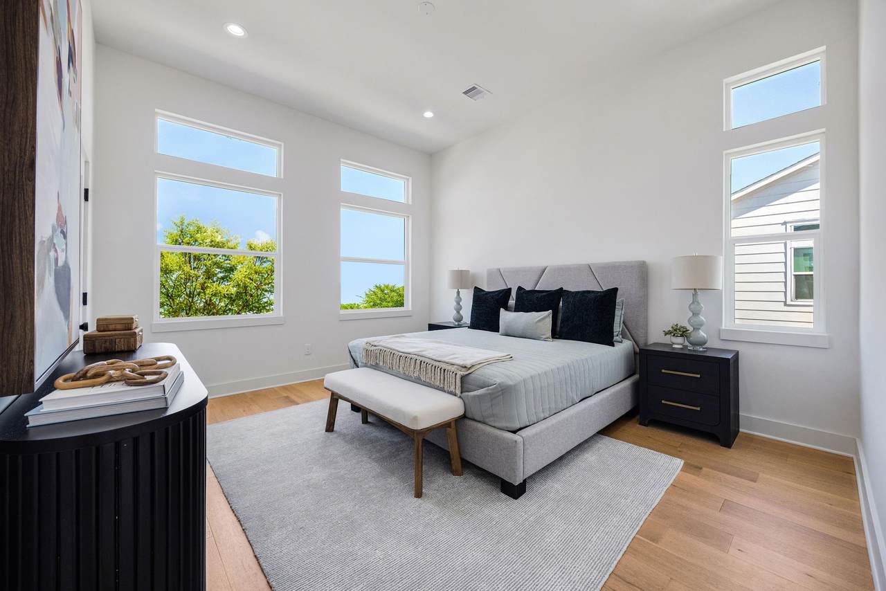 303 Marcella Street - Photo 1