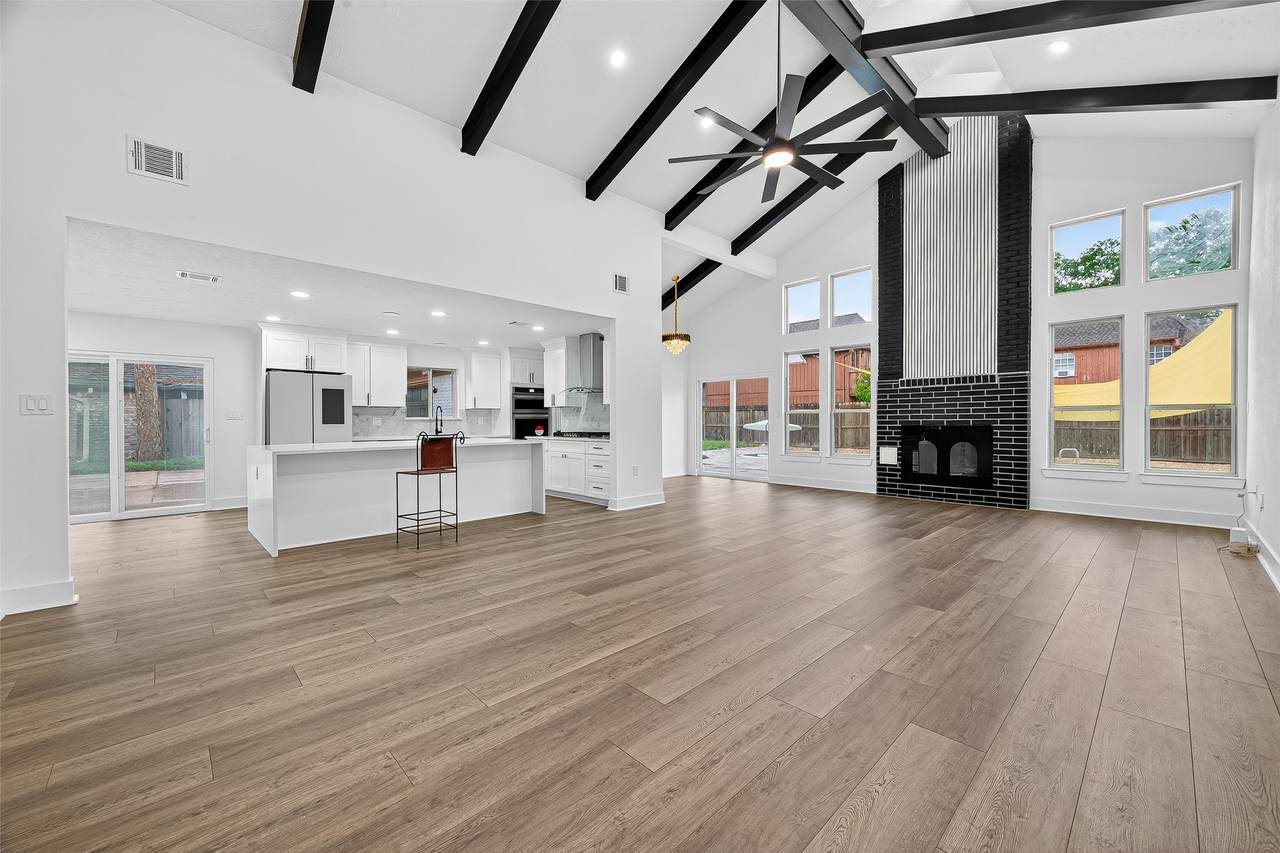 3006 Golden Hills Lane - Photo 1