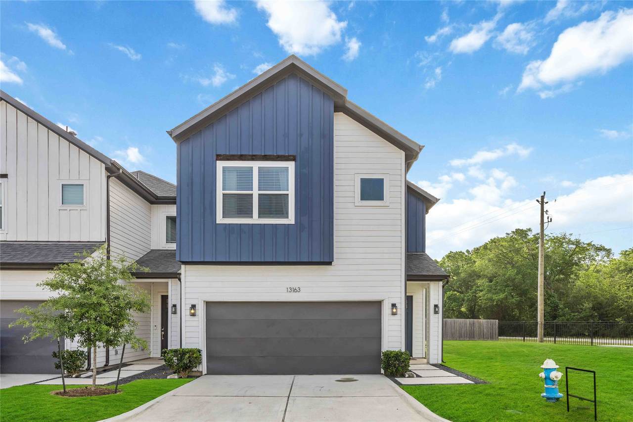 13134 Perennial Springs Drive - Photo 1