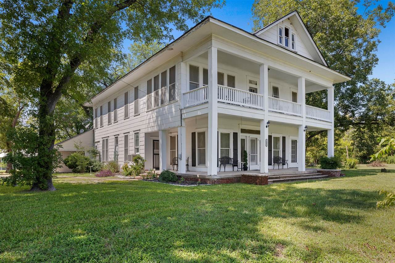 1008 Railroad - Photo 1