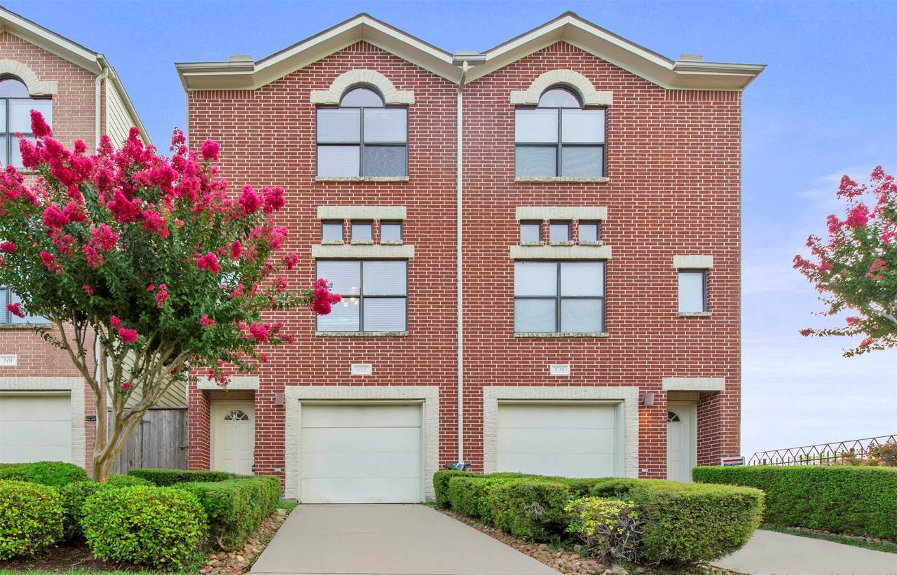 3501 Link Valley Drive - Photo 1