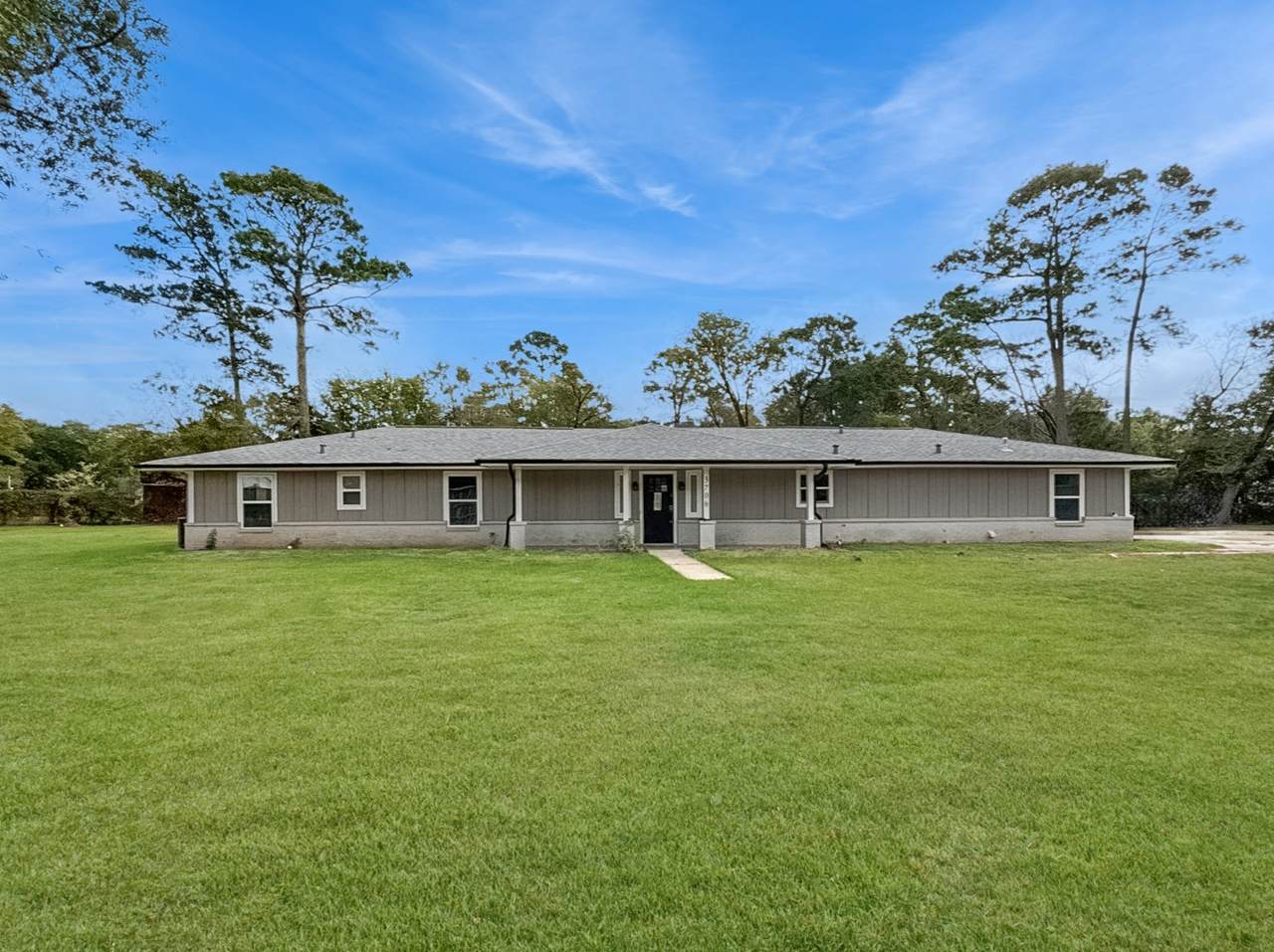 3706 Roberts Boulevard - Photo 1