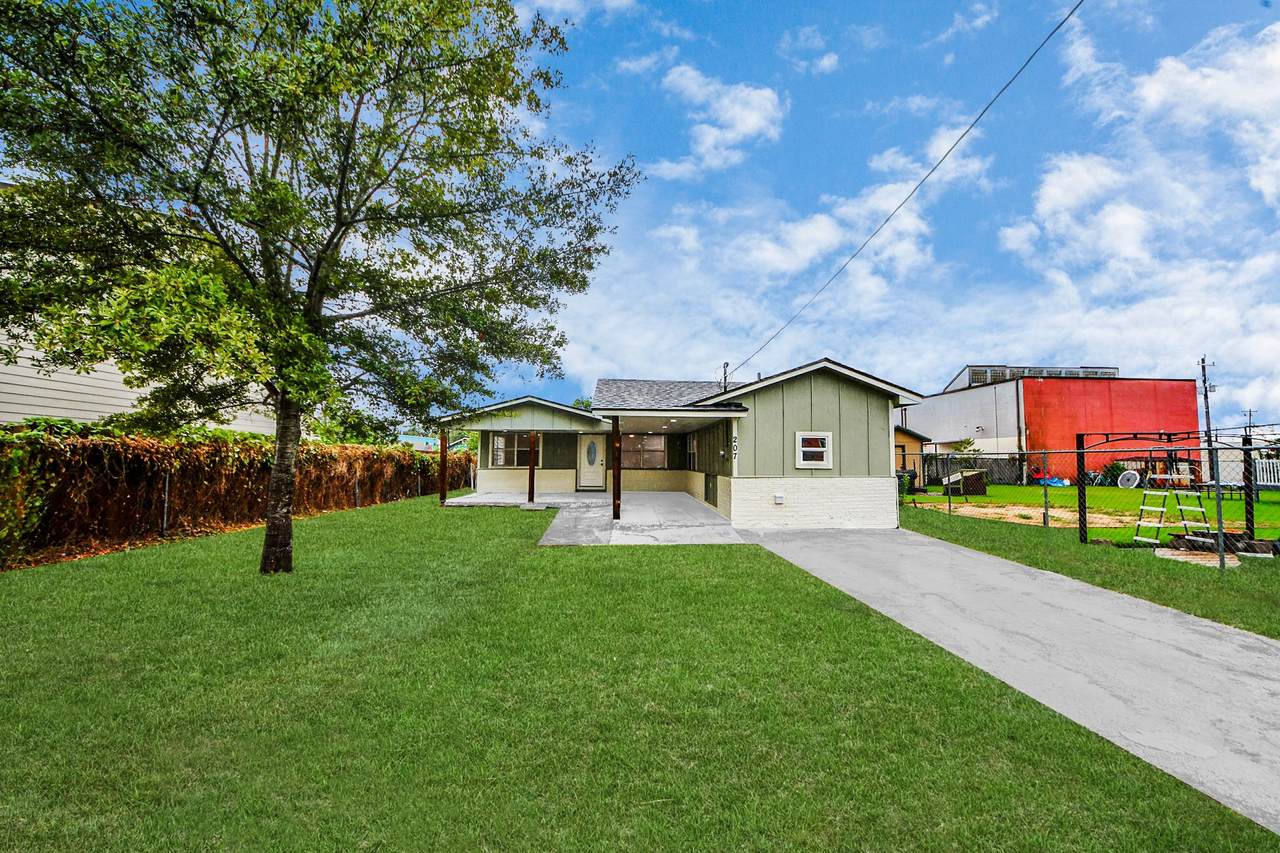 207 Defee Avenue - Photo 1
