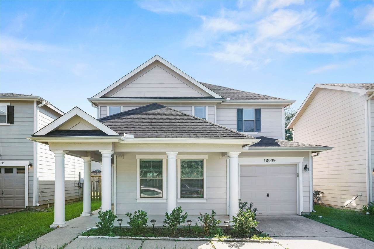 19039 Remington Park Drive - Photo 1