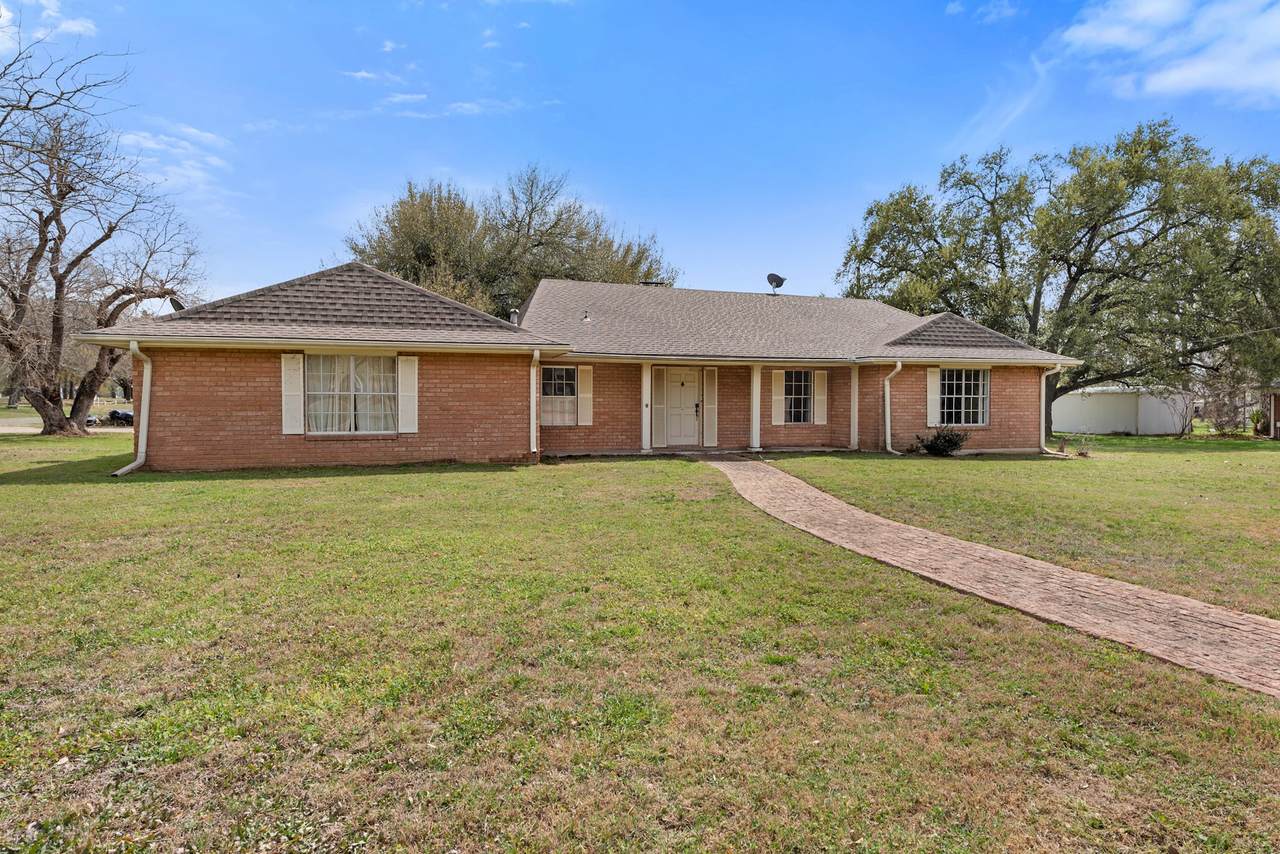 608 Barton Street - Photo 1