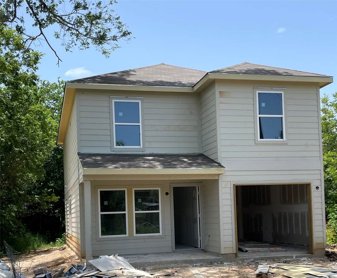 1316 Farquhar Street - Photo 1