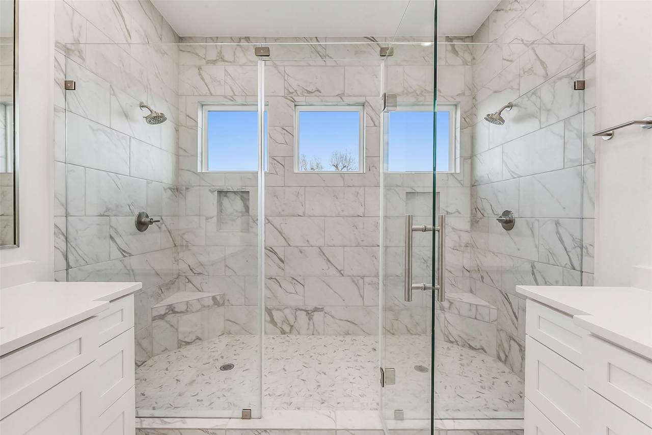 806 Fisher Street - Photo 1