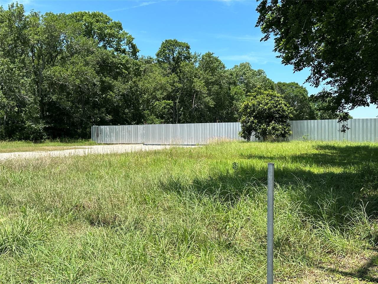 628 Highway 3 - Photo 1
