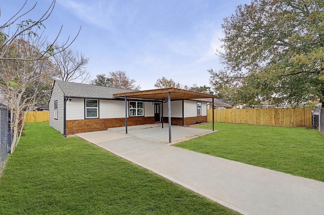 5719 Southwind Street - Photo 1