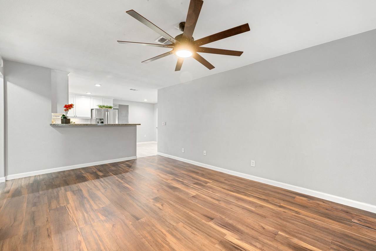 https://bt-photos.global.ssl.fastly.net/harmls/1280_boomver_1_77445426-2.jpg