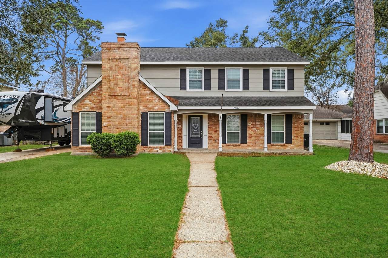 7815 12th Fairway Lane - Photo 1