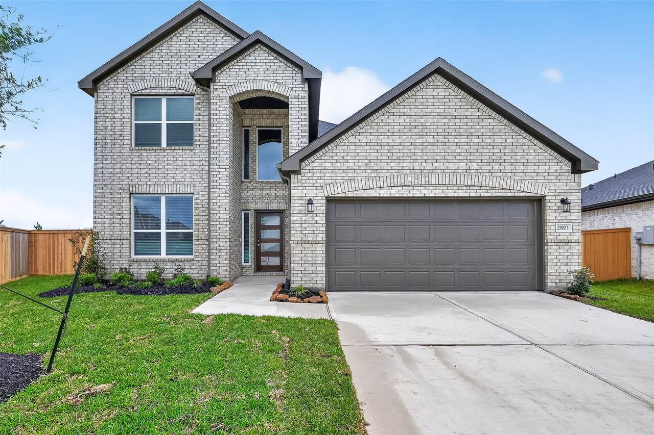 12615 Canyon Falls Boulevard - Photo 1