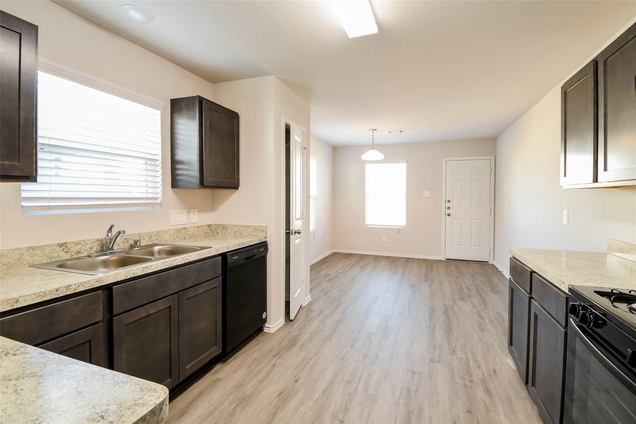 4931 Giant Sequoia Way - Photo 1