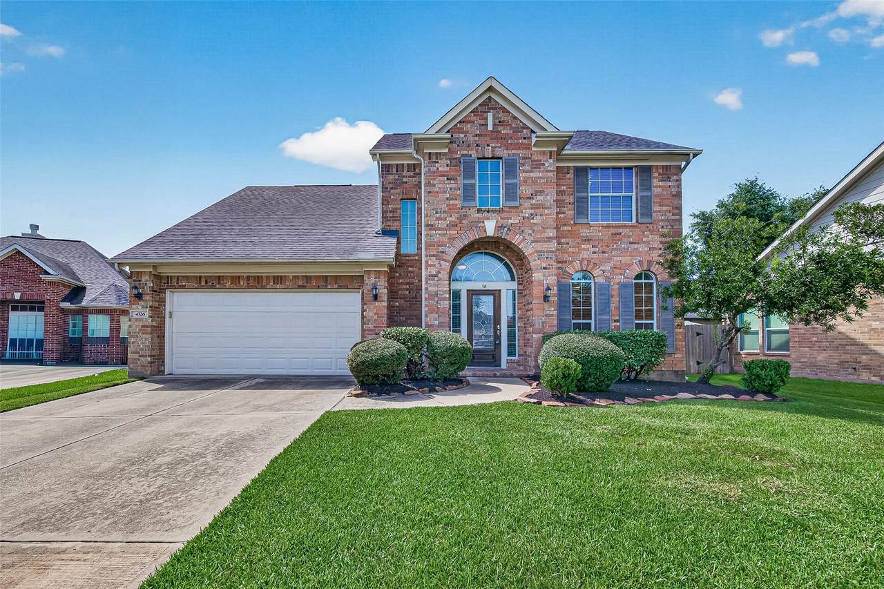 4326 Countryoaks Court - Photo 1