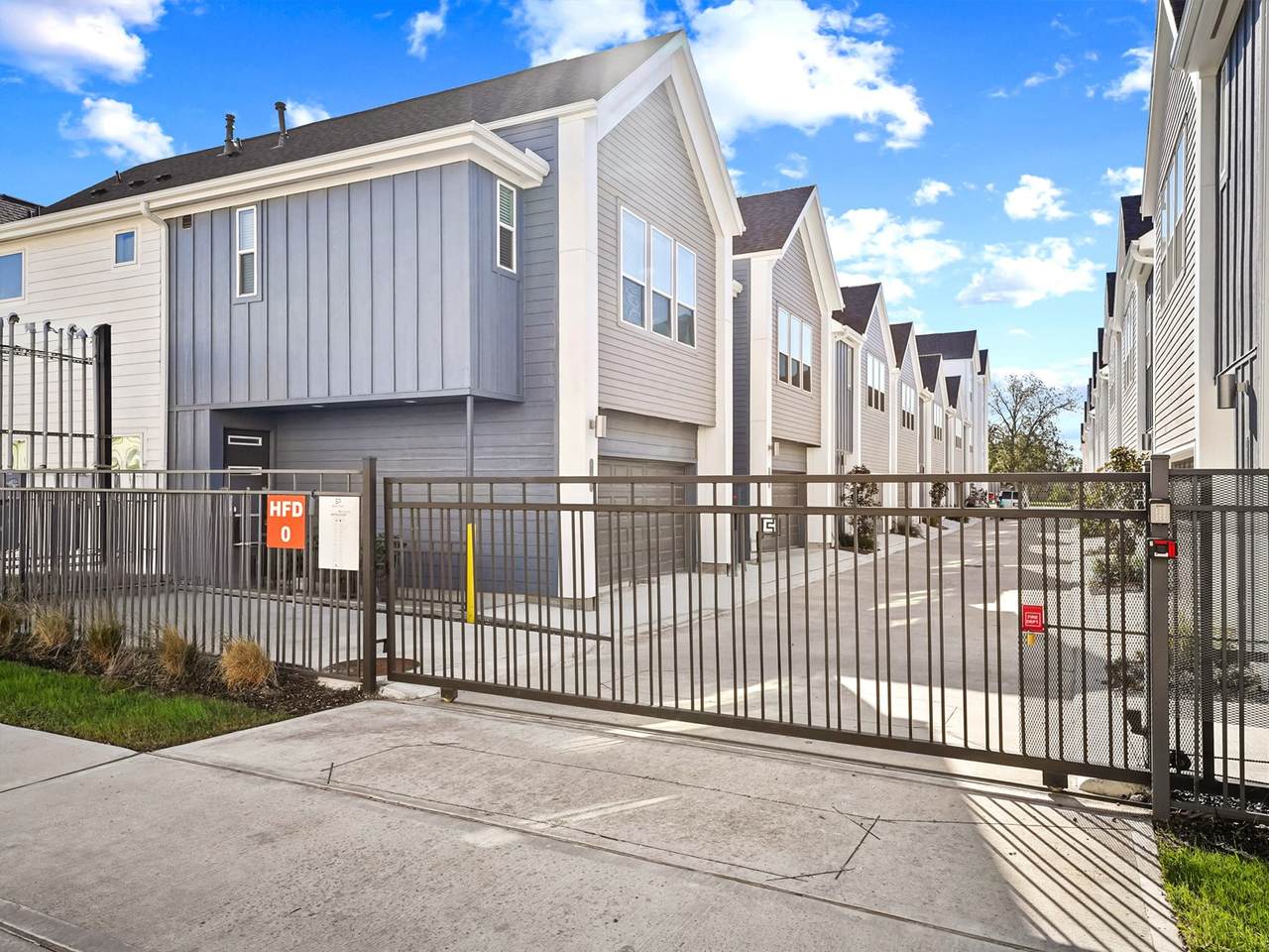 1013 Erin Street - Photo 1