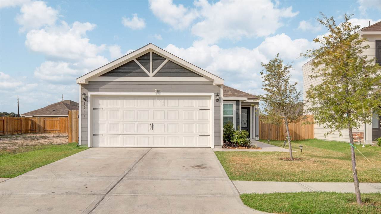 8007 Vanilla Orchid Drive - Photo 1