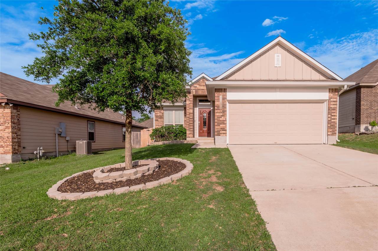 133 Bates Court - Photo 1