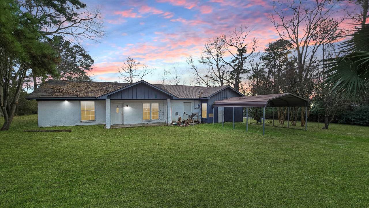 242 Bishop - Photo 1