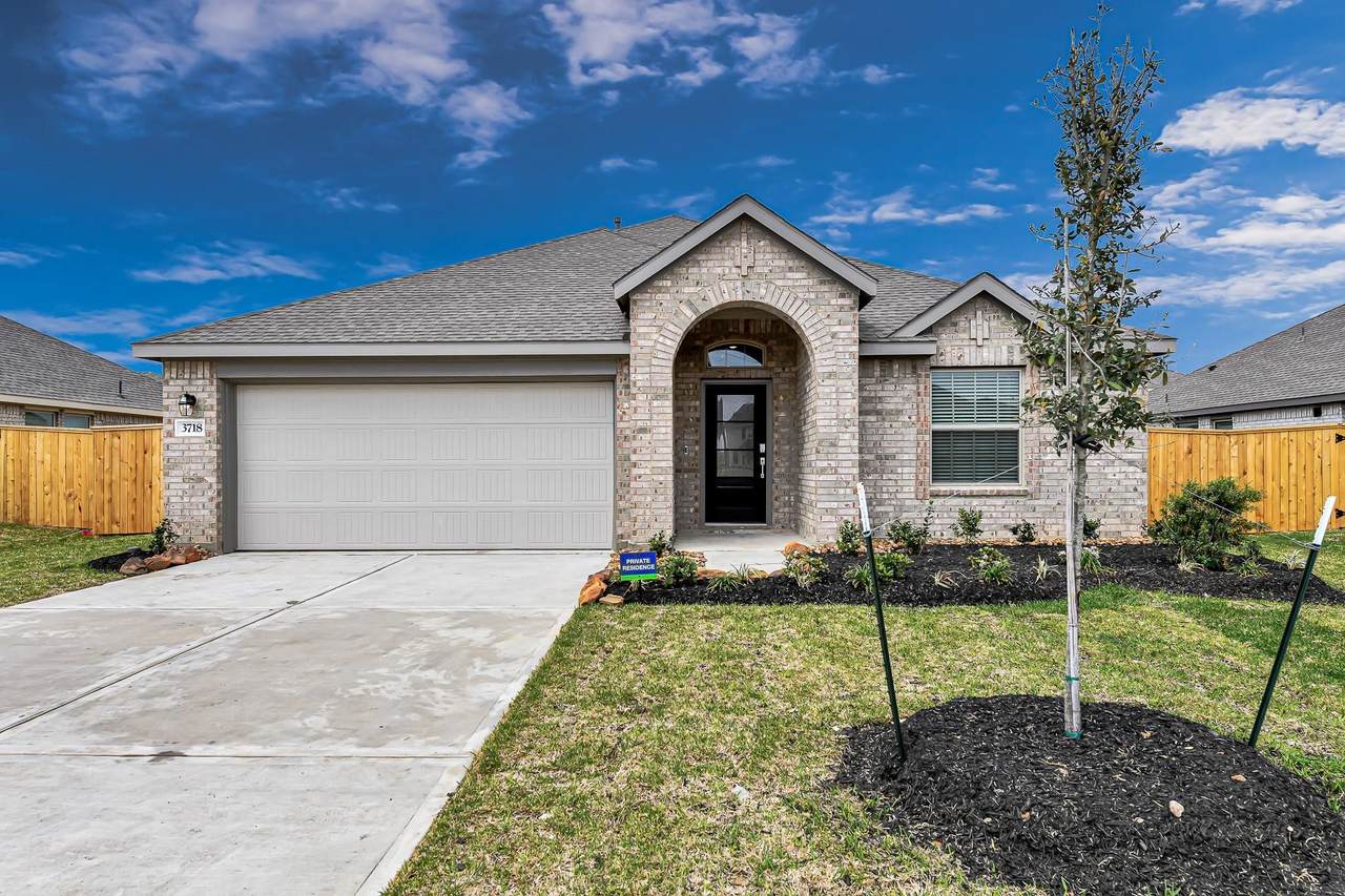 3718 Shadow Crest Lane - Photo 1