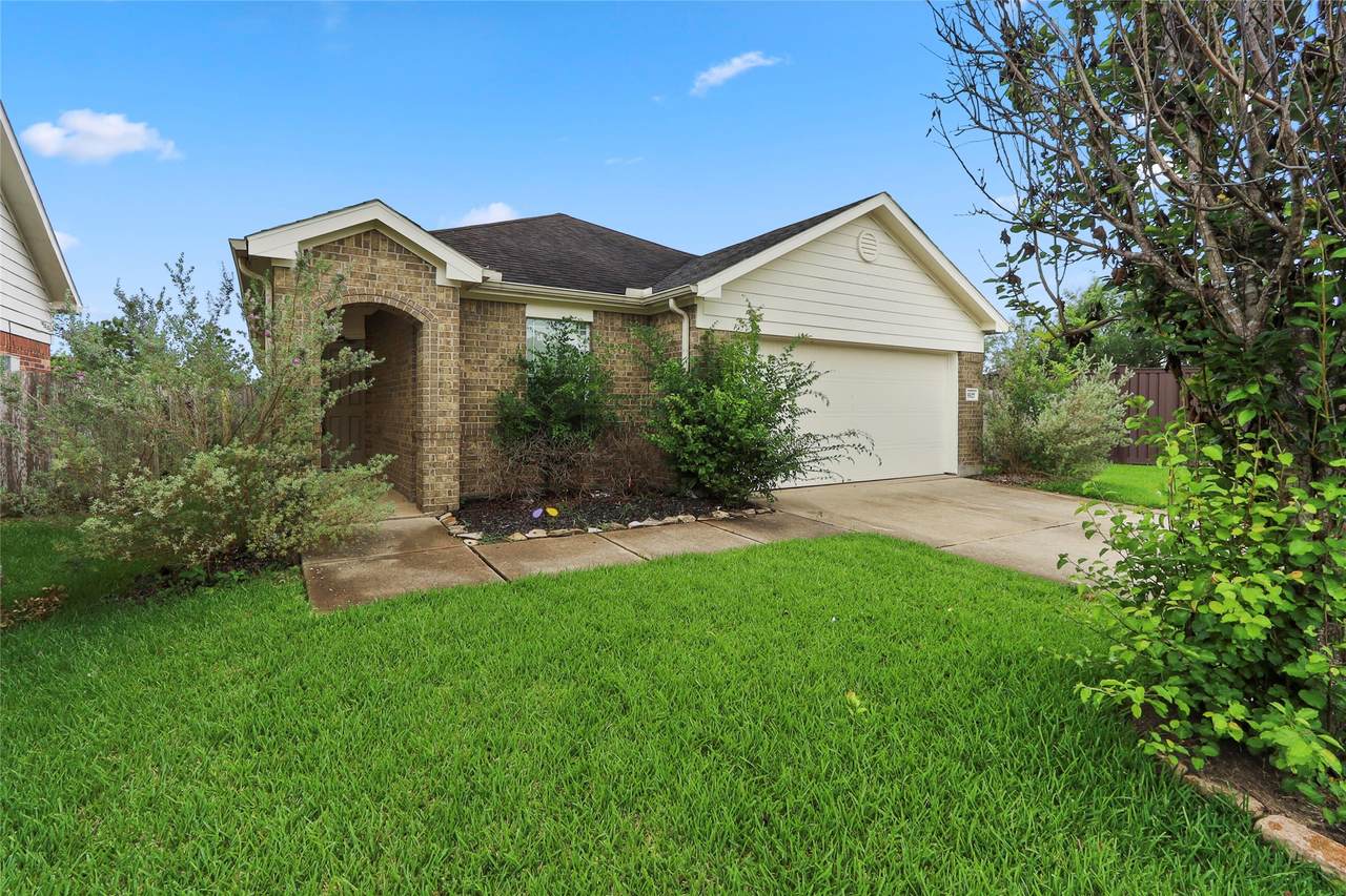 5527 Marble Ravine Drive - Photo 1