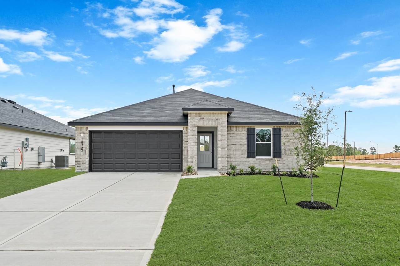 15722 Garden Ridge Drive - Photo 1