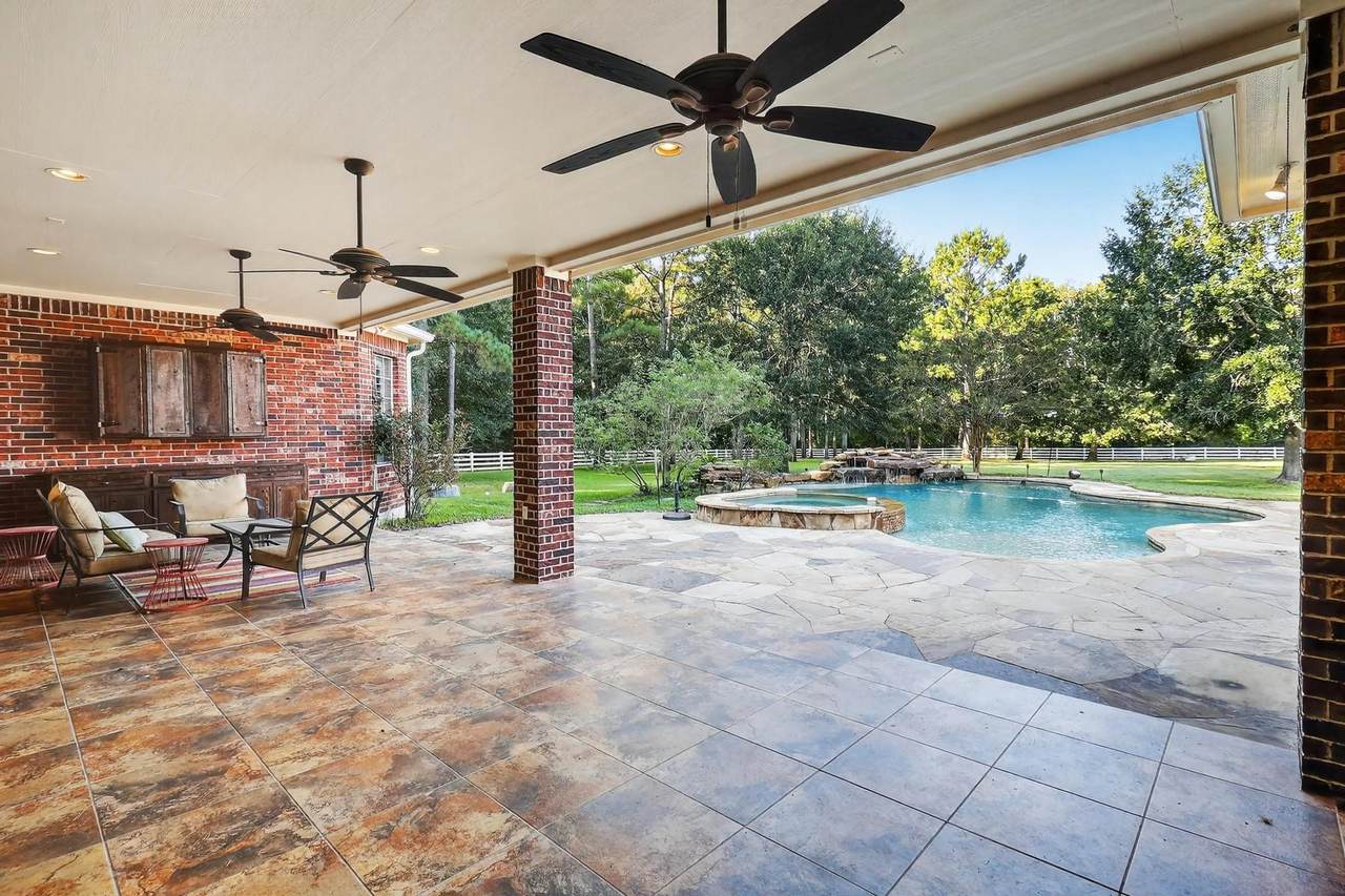 420 Whispering Meadow - Photo 1