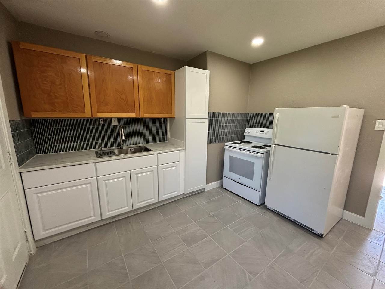 1503 Teanaway Lane - Photo 1