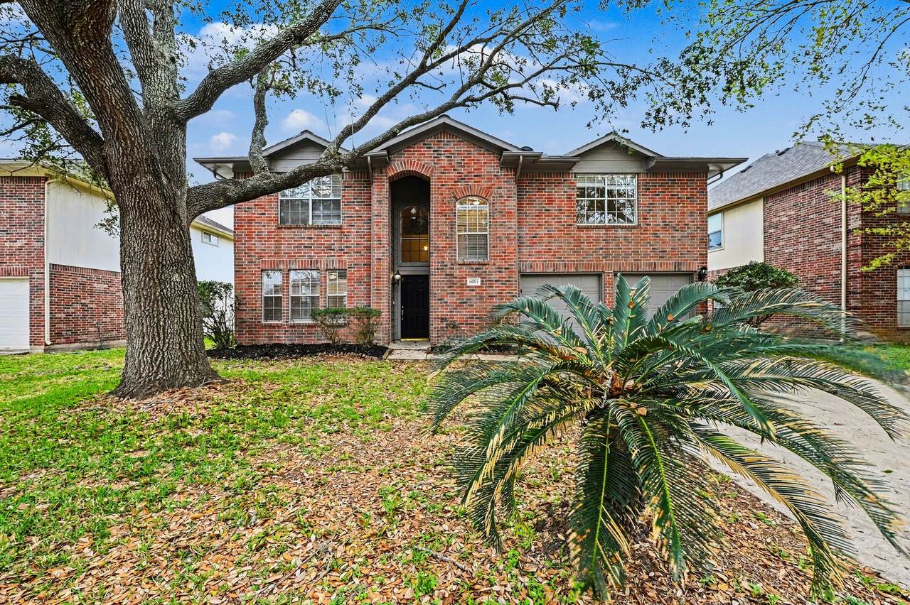 15923 Mission Glen Drive - Photo 1