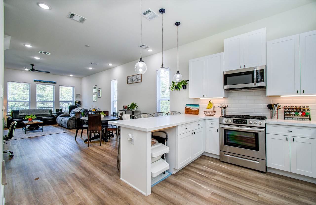 901 Lehman Street - Photo 1