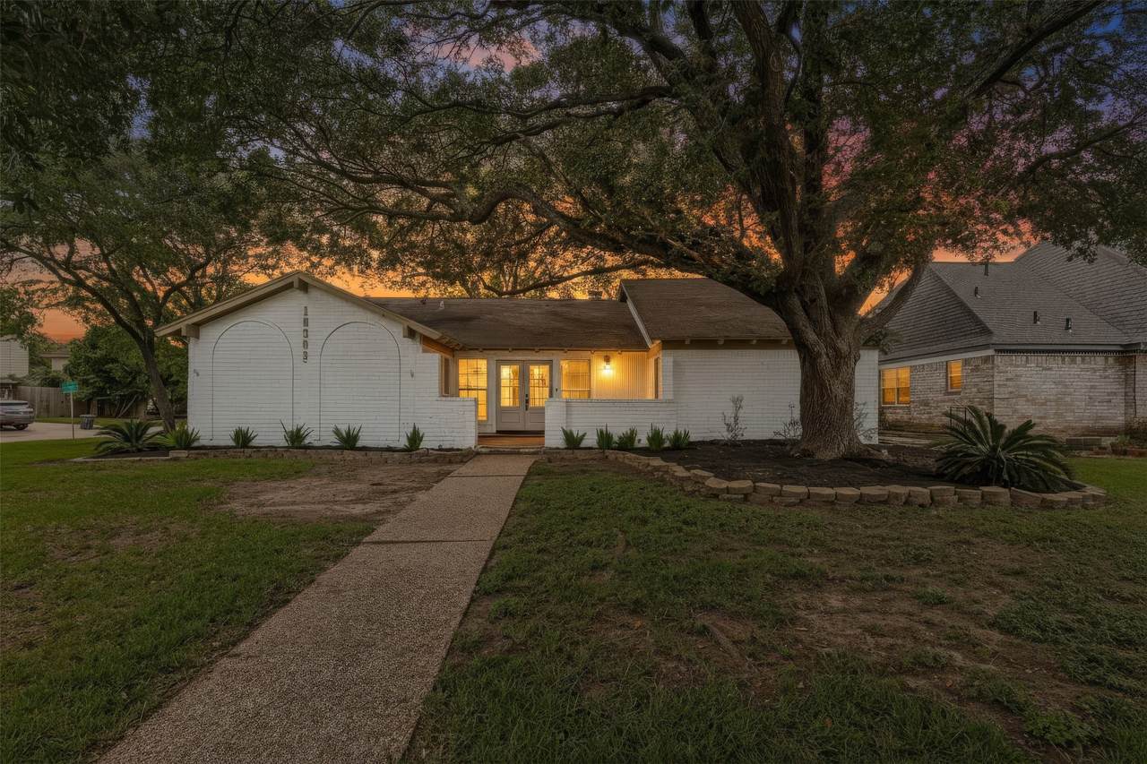 10903 Holly Springs Drive - Photo 1