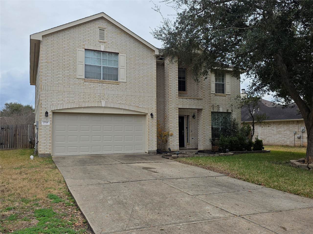 2715 Riverhollow Lane - Photo 1