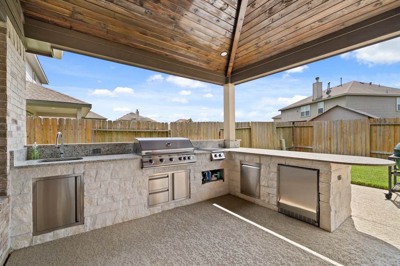 3703 Butterfly Breeze Lane - Photo 1