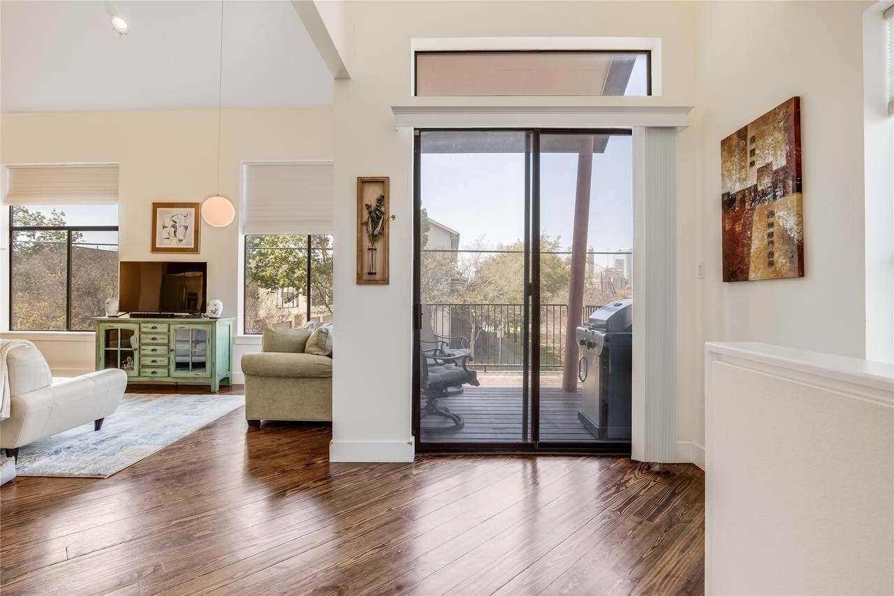 2205 Bastrop Street - Photo 1