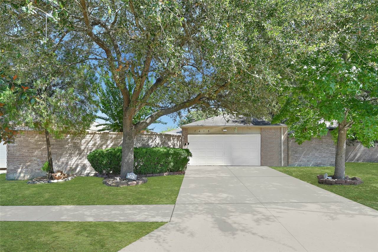 7415 San Simeon Drive - Photo 1