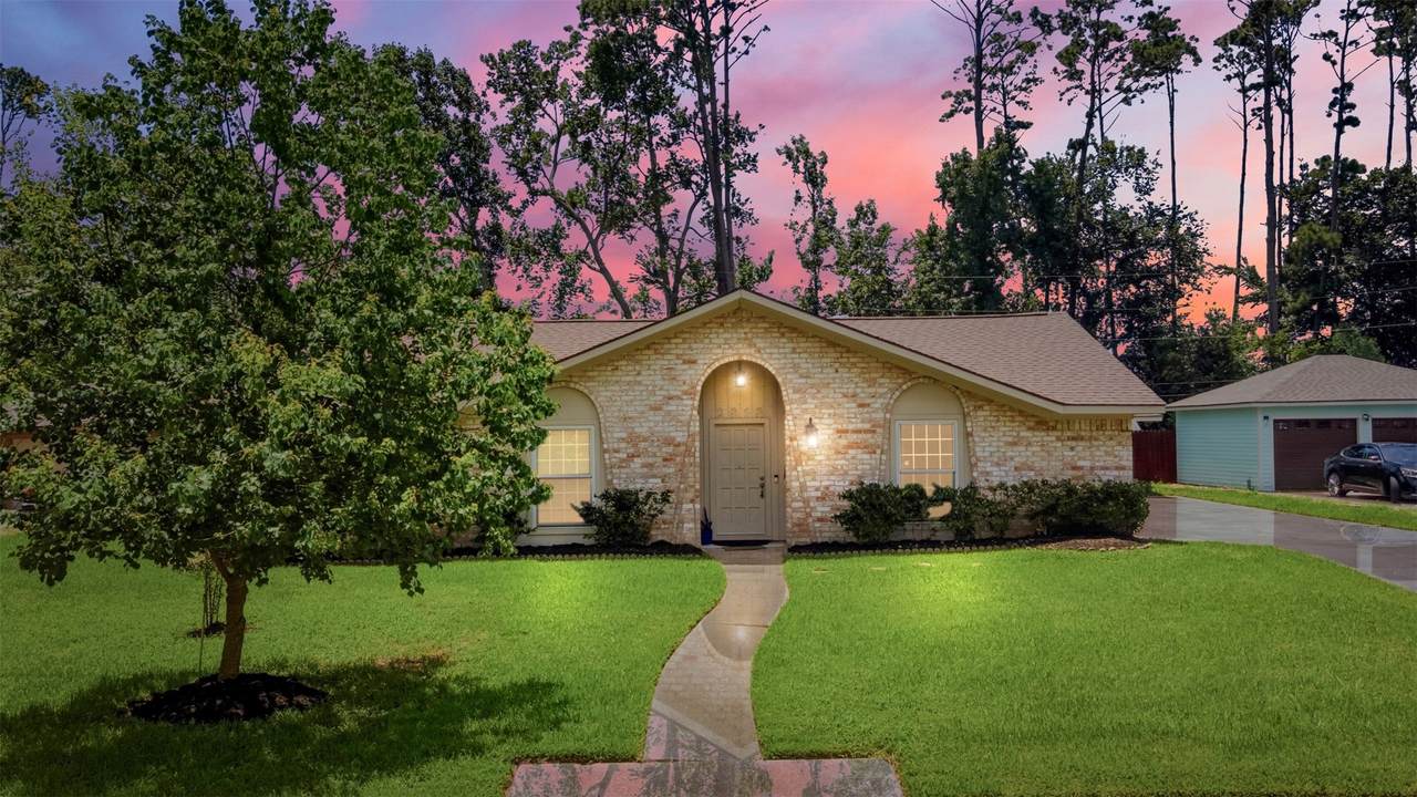 2818 Frostwood Circle - Photo 1