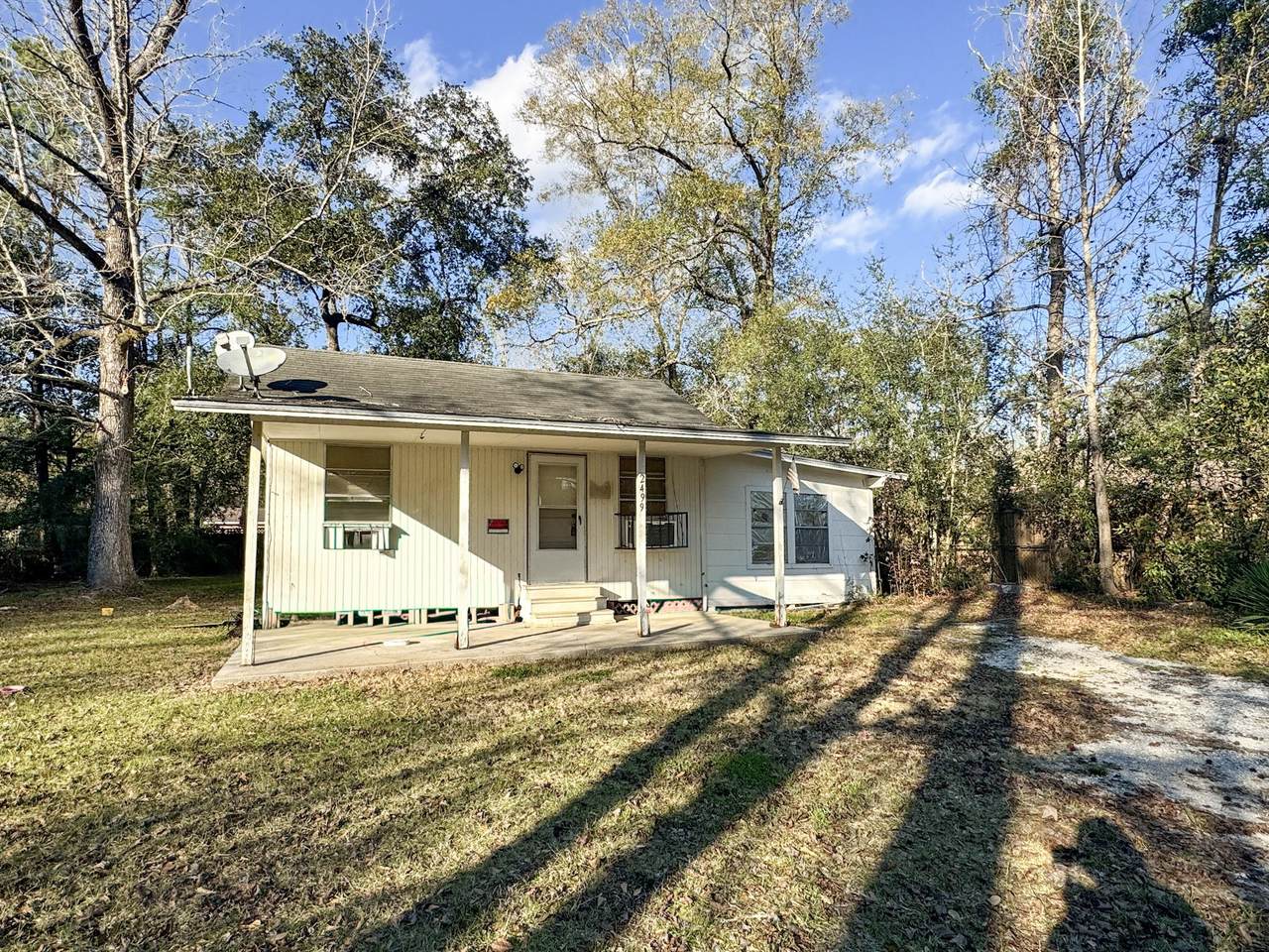 2499 Charlotte Street - Photo 1