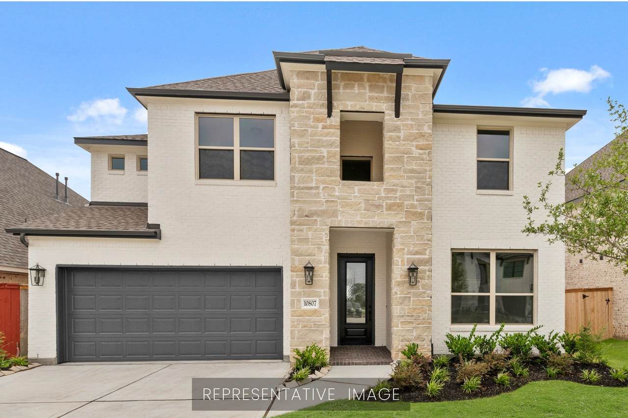 5008 Steady Breeze Drive - Photo 1