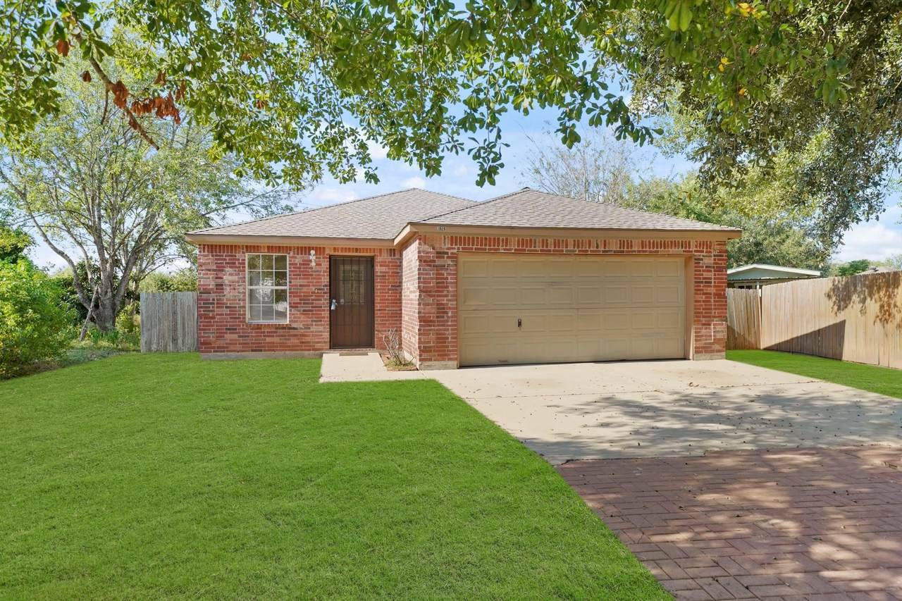 1626 Dove Run - Photo 1
