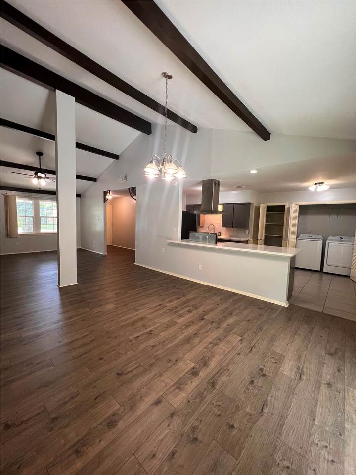 9543 Beverlyhill St - Photo 1