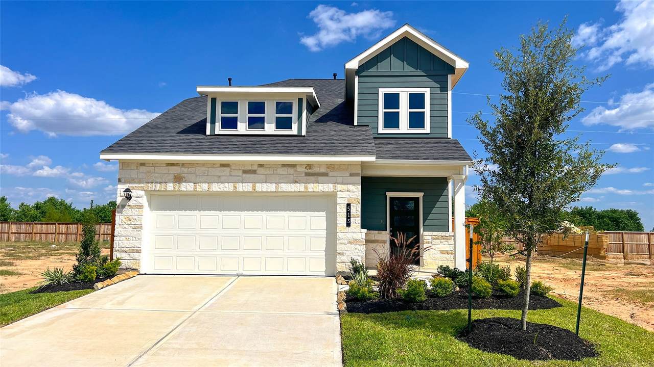 513 Stone Placa Trail - Photo 1